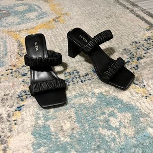 90s Guess black kitten heel